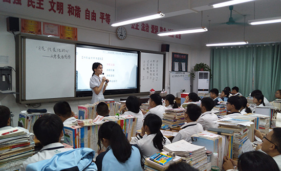 师徒结对促成长，课堂教学展风采——东盟黄冈中学“青蓝工程”暨青年教师出师课比赛活动圆满结束