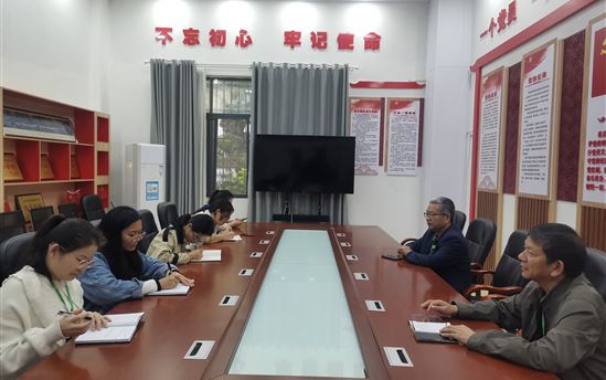 南宁市宏德高级中学团结联络会召开第一次会员会议