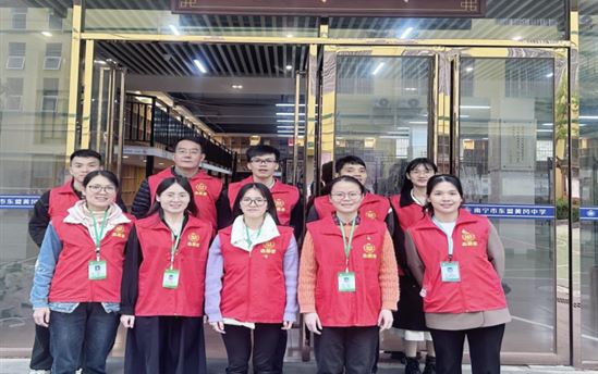 南宁市宏德高级中学（暨南宁市东盟黄冈中学）简讯十条（第六十六期）