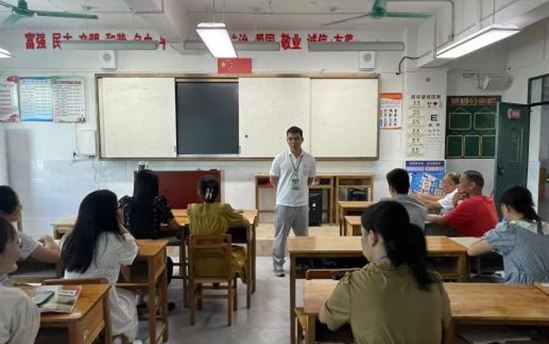 南宁市宏德高级中学（原南宁市东盟黄冈中学）级部动态（第六十六期）