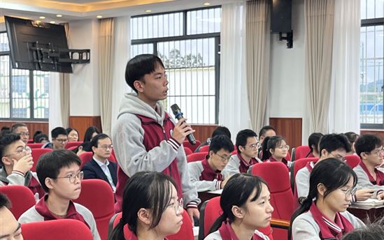 深研课堂模式，助力宏德教育新发展
