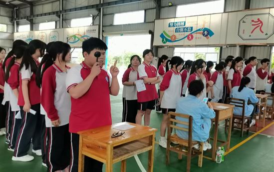 爱眼护眼，共筑“睛”彩人生——南宁市宏德高级中学开展视力检测活动