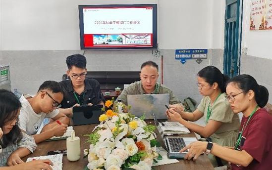 南宁市宏德高级中学行政动态 （第一百零一期）