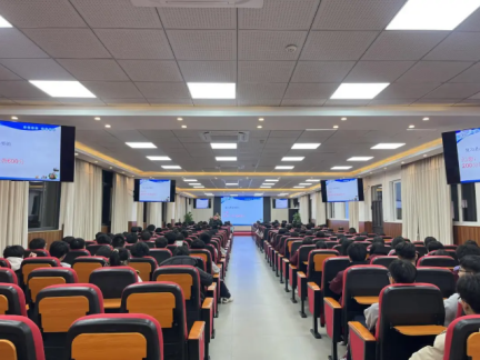 南宁市宏德高级中学简讯十条（第一百二十九期）