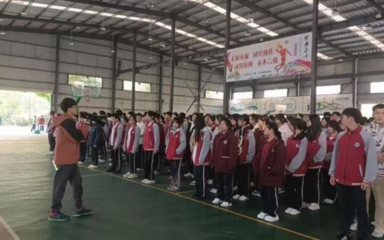 南宁市宏德高级中学级部动态（第一百一十九期）
