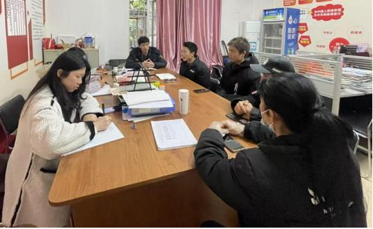 南宁市宏德高级中学行政动态 （第一百二十一期）