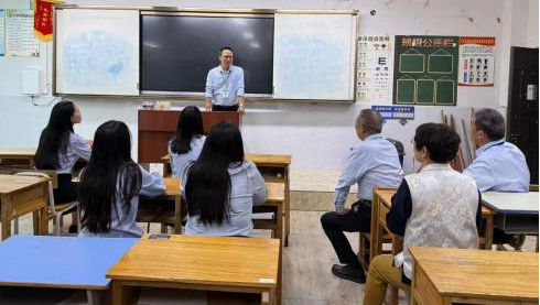 南宁市宏德高级中学级部动态（第一百四十四期）