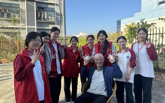 宏德·德｜赴一场暖冬之约 赴一份敬老之责——宏德学子用行动诠释敬老爱老美德