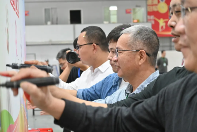 Snipaste_2025-11-19_09-01-02.png Snipaste_2025-11-19_09-01-02.png