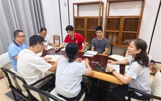 南宁市宏德高级中学行政动态 （第一百六十八期）